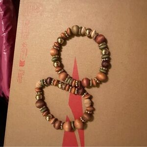Women’s bracelets